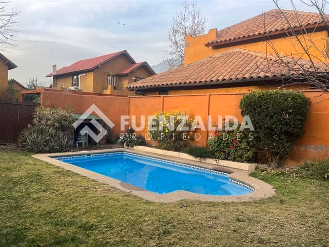 Casa en condominio, de 4 dorm. en Peñalolén - Imagen 31