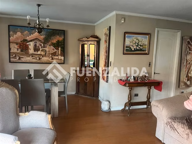 Casa en condominio, de 4 dorm. en Peñalolén - Imagen 4
