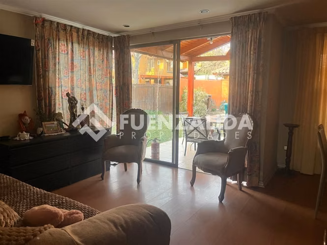 Casa en condominio, de 4 dorm. en Peñalolén - Imagen 5