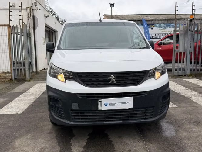 PEUGEOT PARTNER 2024