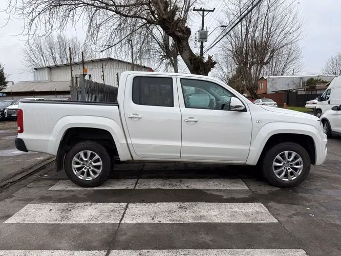 VOLKSWAGEN AMAROK 2023