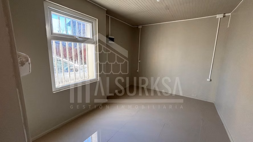 ARRIENDO 1D/1B EN CALLE MATÍAS DOGGENWEILER (A PASOS DE PRESIDENTE IBÁÑEZ)