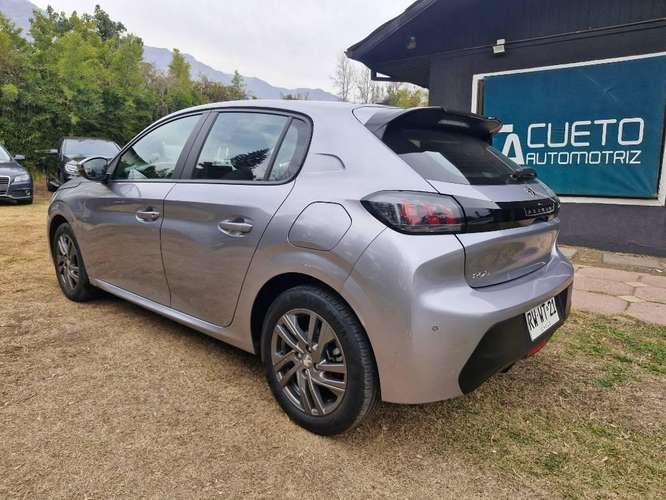 Peugeot 208 2022 - Imagen 3