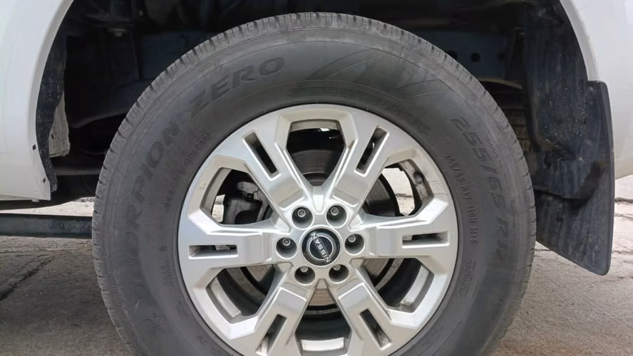 Neumático Pirelli Scorpion Zero 255/65 R17