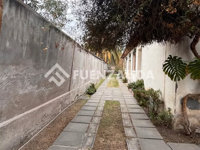 Casa en venta de 4 dorm. en Macul