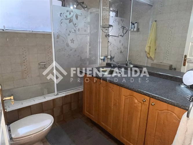Casa en venta de 4 dorm. en Macul