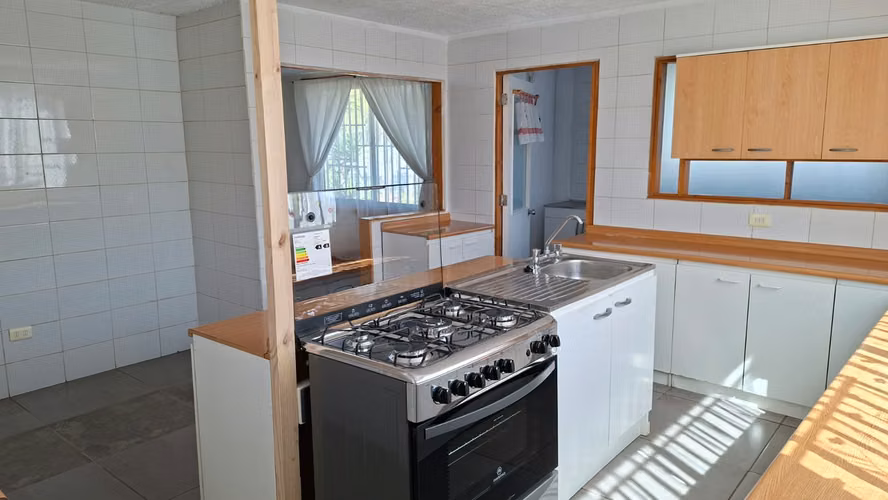CASA EN ARRIENDO SECTOR SANTA ROSA - Imagen 5