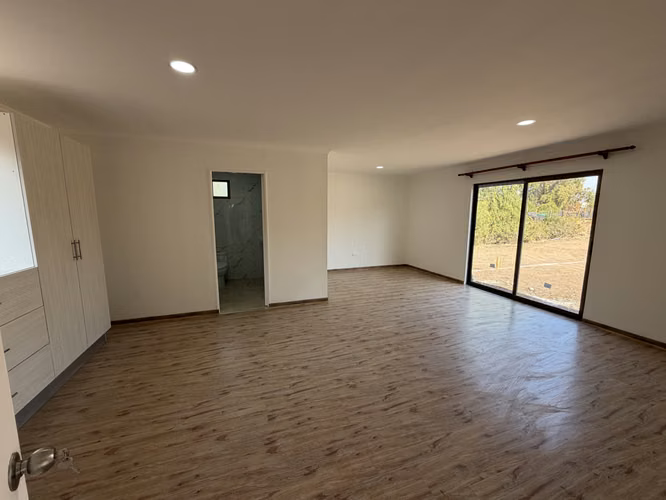 CASA EN CONDOMINIO RECIÉN CONSTRUIDA