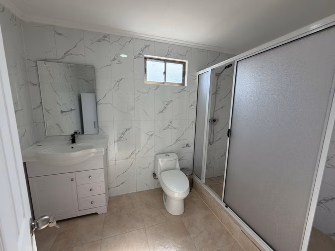 CASA EN CONDOMINIO RECIÉN CONSTRUIDA