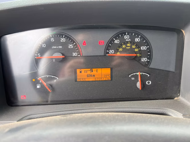 VOLVO VM 330 6X4 AÑO 2022 ALJIBE 20M3 PRESURIZADO