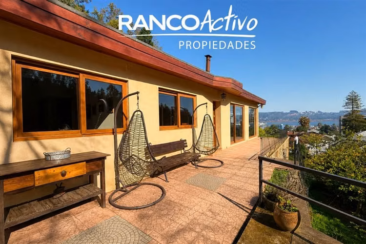 Espectacular Casa de 5 dorm. P. de Valdivia - Concepción