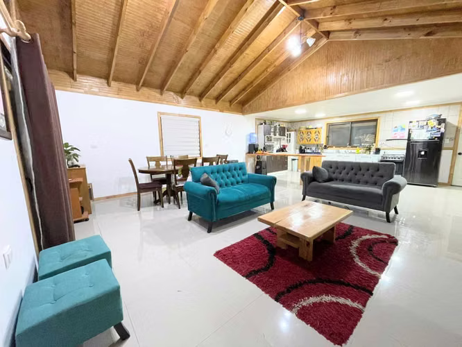 Cómoda casa en terreno de 1.250 m2 5D/2B (175051)