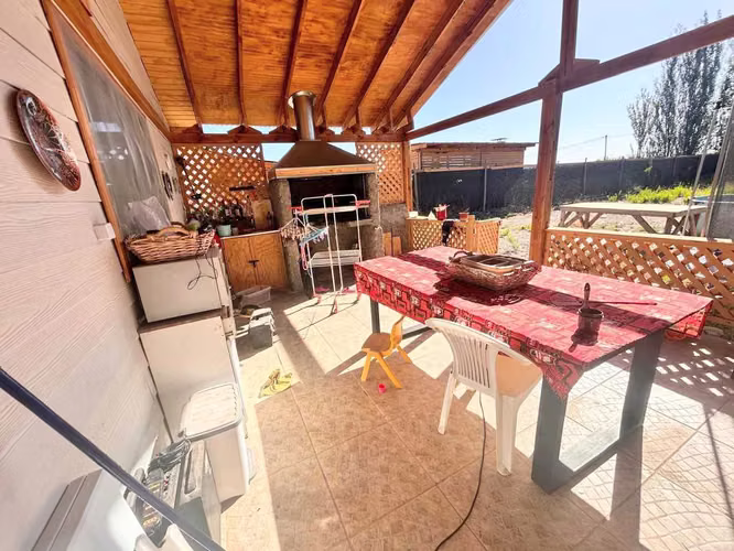 Cómoda casa en terreno de 1.250 m2 5D/2B (175051)