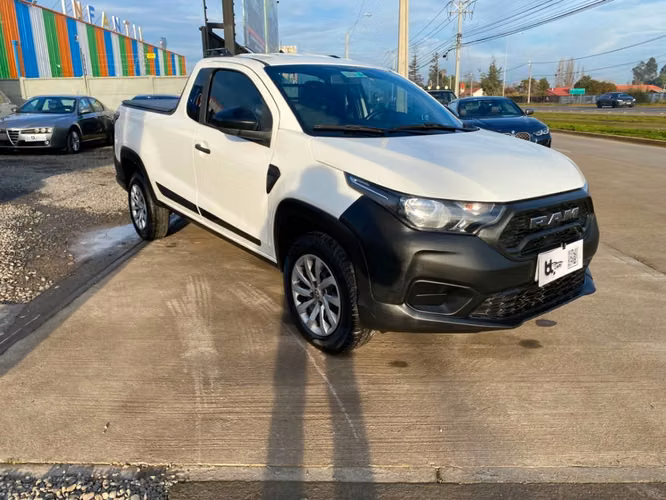 RAM 700 SLT CS 1.4 2022