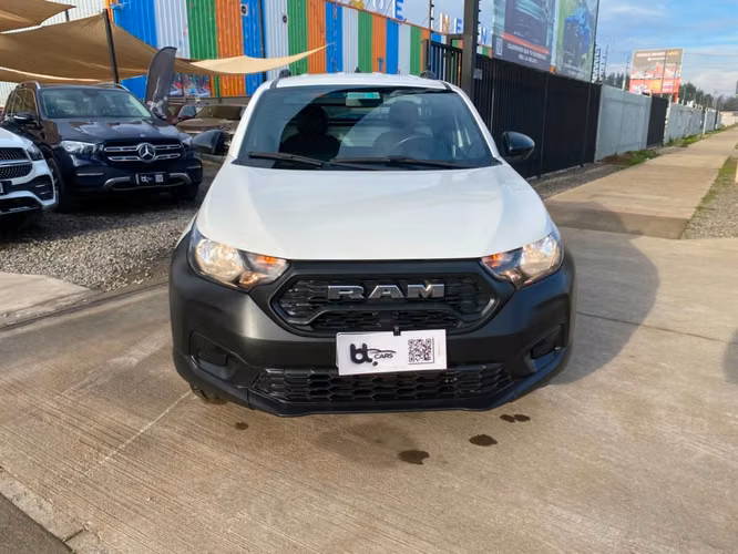RAM 700 SLT CS 1.4 2022