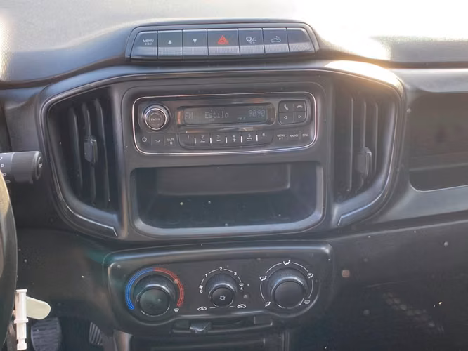RAM 700 SLT CS 1.4 2022