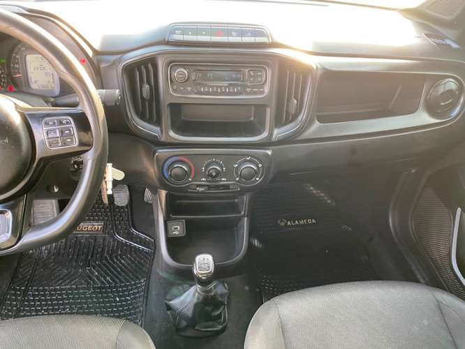 RAM 700 SLT CS 1.4 2022