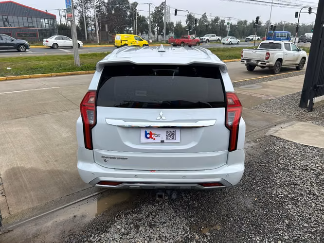 MITSUBISHI MONTERO SPORT 2.4 2023