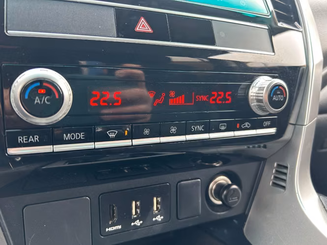 MITSUBISHI MONTERO SPORT 2.4 2023