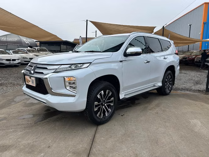 MITSUBISHI MONTERO SPORT 2.4 2023