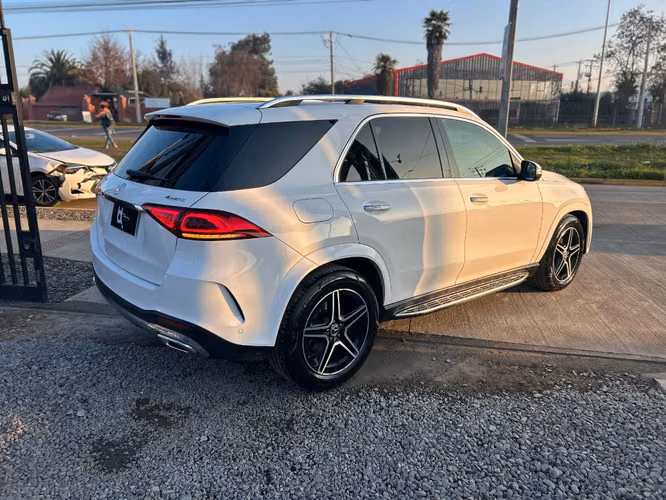 MERCEDES-BENZ GLE 400D 4MATIC 4X4 2.9 AUT 2023