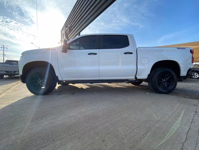 CHEVROLET SILVERADO LT 4X4 5.3 AT 2021