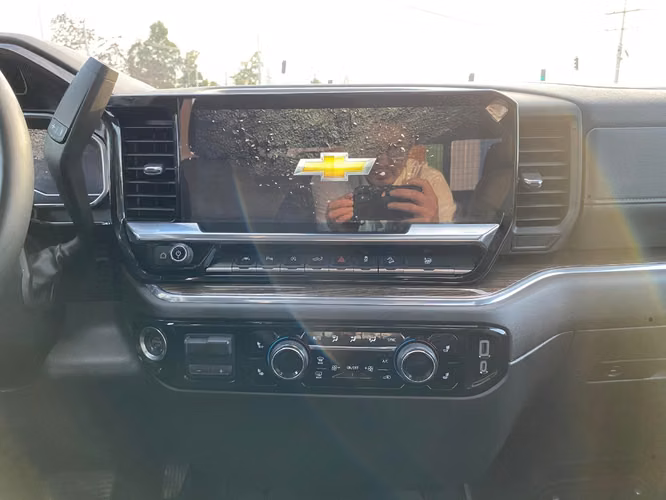 CHEVROLET SILVERADO LT  4X4 CC 5.3 AUT 2025