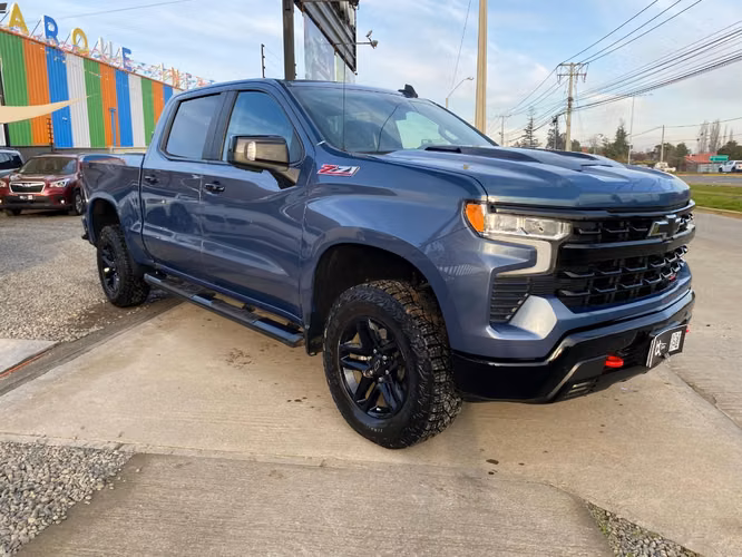 CHEVROLET SILVERADO LT  4X4 CC 5.3 AUT 2025
