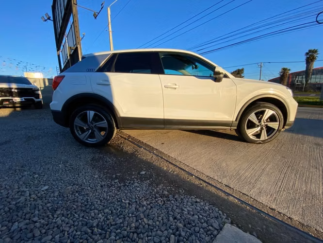 AUDI Q2 35 TFSI 1.4  2022 - Imagen 4