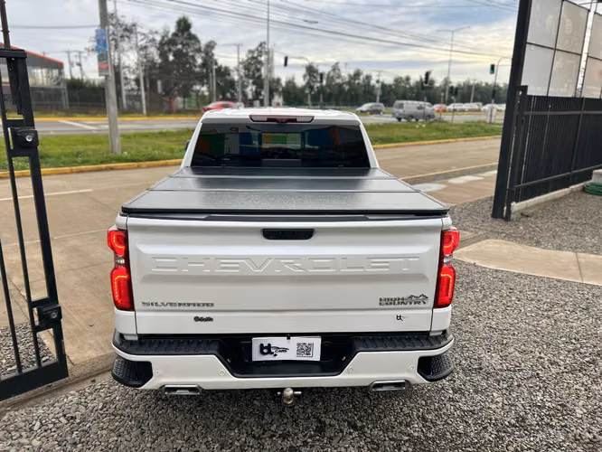 CHEVROLET SILVERADO HIGH COUNTRY 3.0 2023