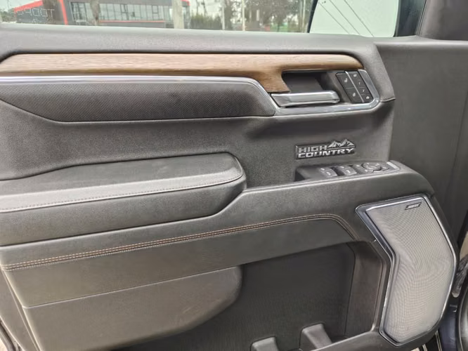 CHEVROLET SILVERADO HIGH COUNTRY 3.0 AUT 4X4 2024
