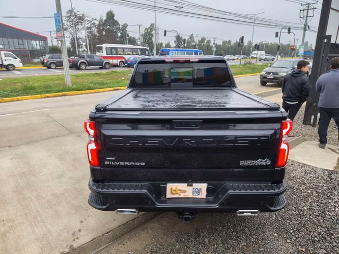 CHEVROLET SILVERADO HIGH COUNTRY 3.0 AUT 4X4 2024