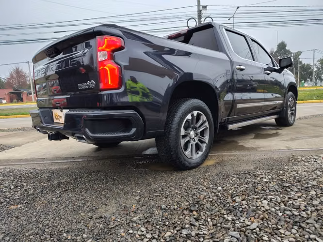 CHEVROLET SILVERADO HIGH COUNTRY 3.0 AUT 4X4 2024