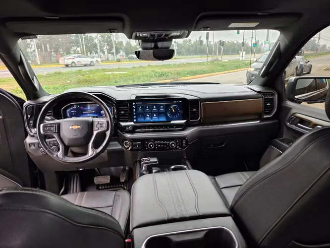 CHEVROLET SILVERADO HIGH COUNTRY 3.0 AUT 4X4 2024