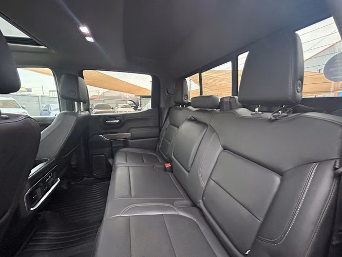 CHEVROLET SILVERADO LTZ 5.3 2020