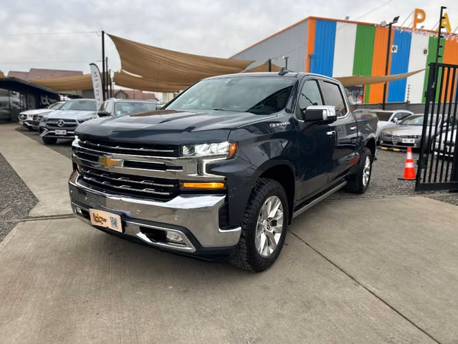 CHEVROLET SILVERADO LTZ 5.3 2020