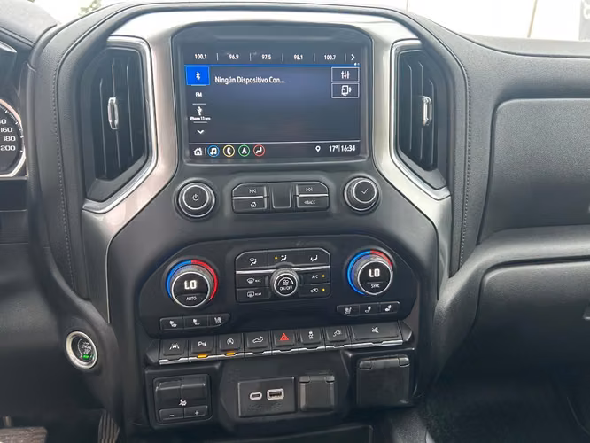 CHEVROLET SILVERADO LTZ 5.3 2020