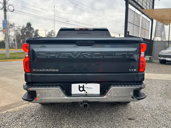 CHEVROLET SILVERADO LTZ 5.3 2020