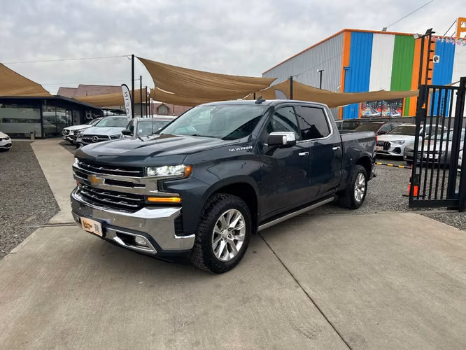 CHEVROLET SILVERADO LTZ 5.3 2020