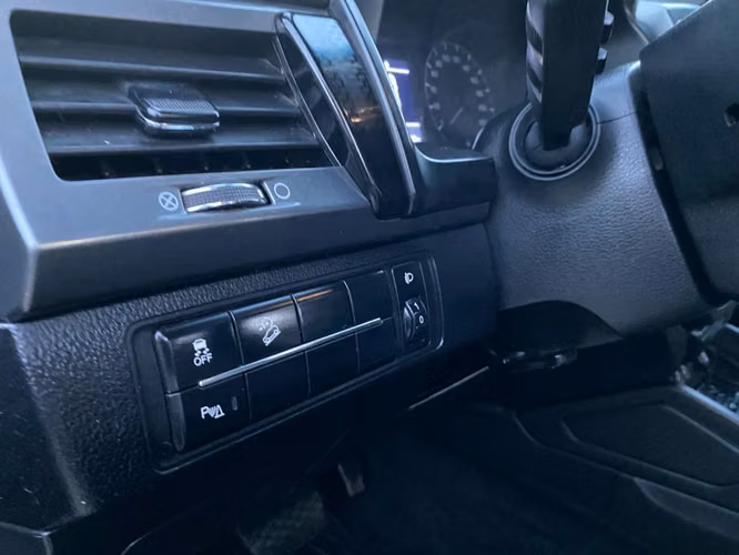 SSANGYONG MUSSO GRAND 2.2 4X2 2022