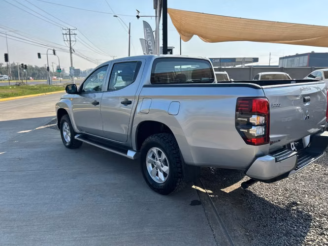 MITSUBISHI L200 WORK 2.2 2024