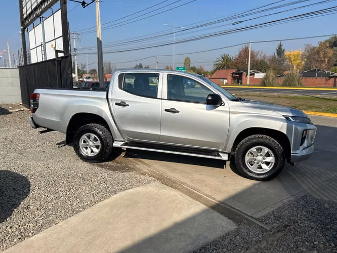 MITSUBISHI L200 WORK 2.2 2024