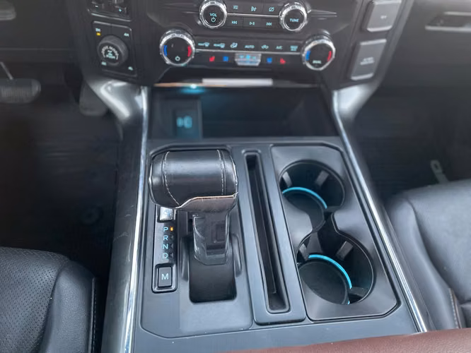 FORD F-150  LARIAT SPORT 4X4 5.0L 2022