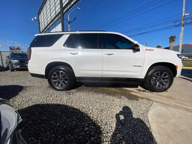 CHEVROLET TAHOE 4X4 5.3 2023
