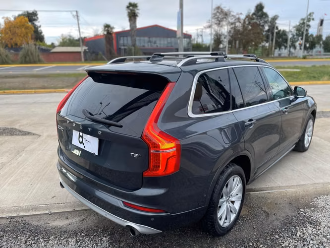 VOLVO XC90 T5 2.0 AUT 2019