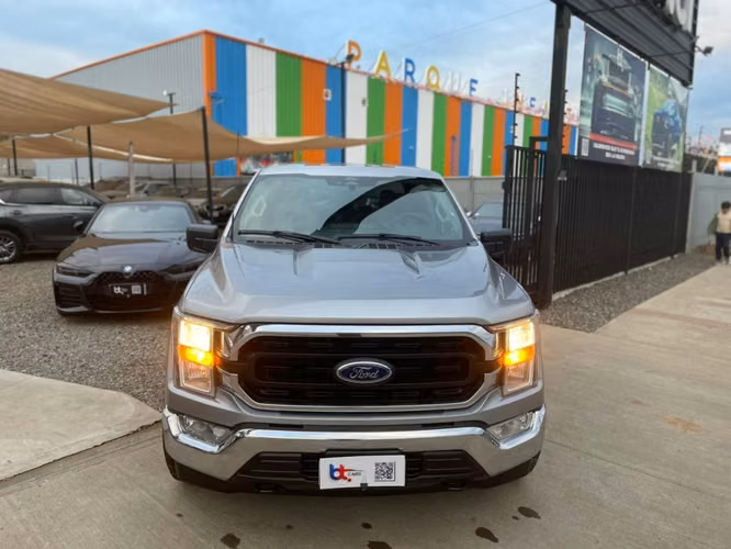 FORD F-150 XLT 3.3  2023