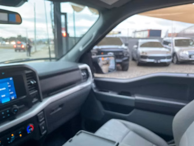 FORD F-150 XLT 3.3  2023