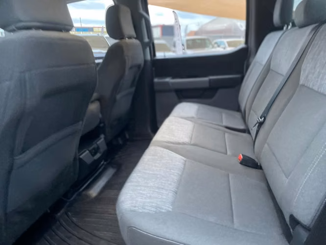 FORD F-150 XLT 3.3  2023