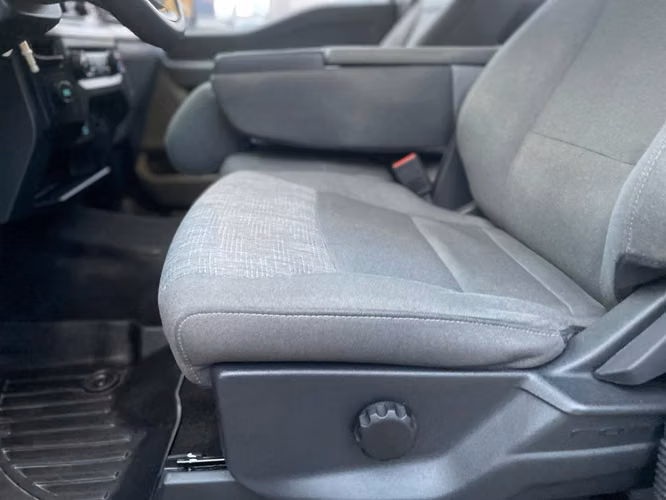 FORD F-150 XLT 3.3  2023