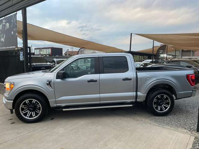 FORD F-150 XLT 3.3  2023